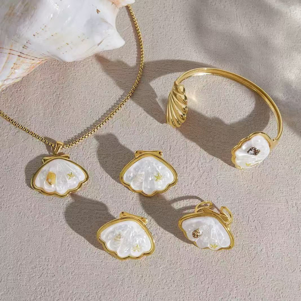 Coastal White Shell Jewelry Set