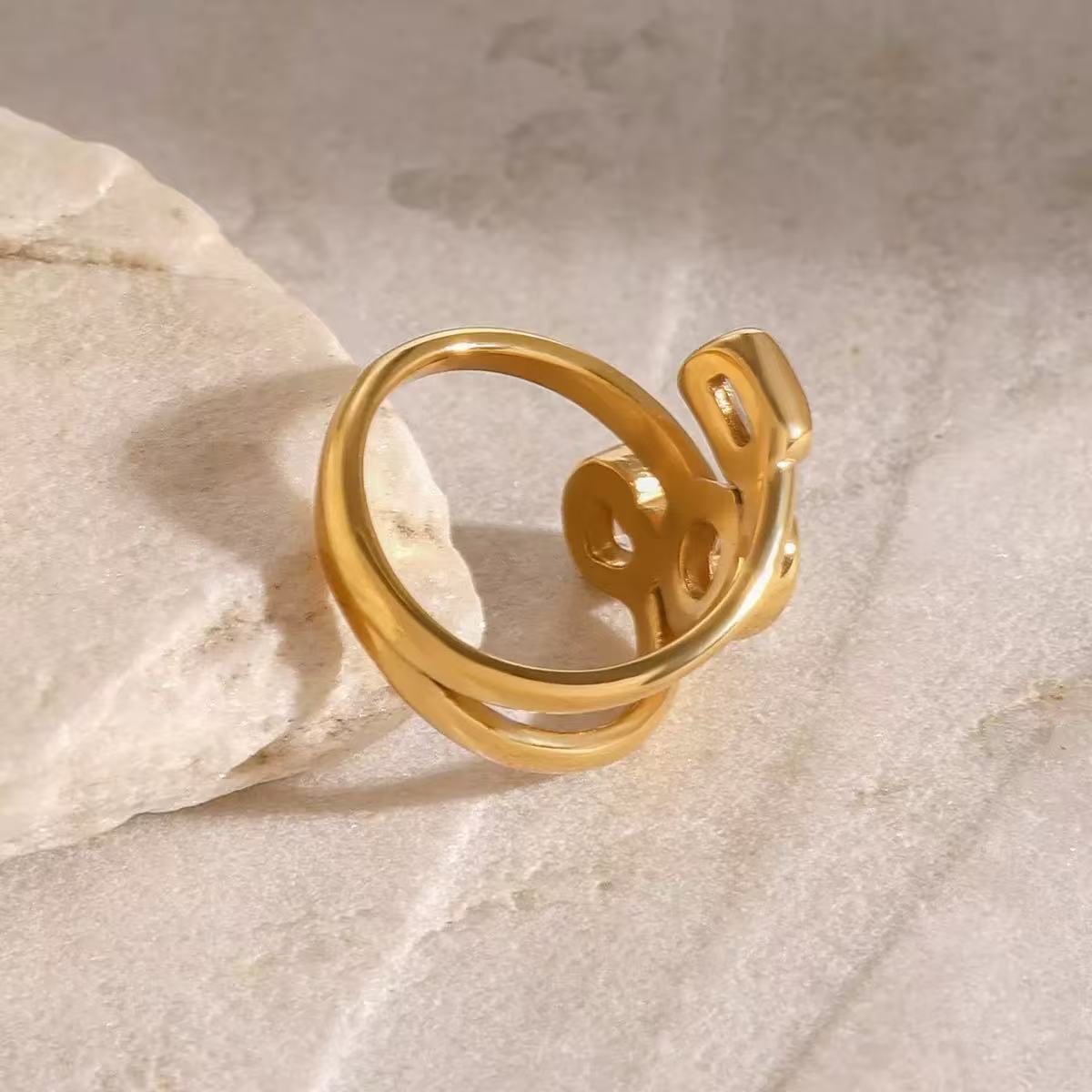 Lumière Three‑Stone Cuff Ring