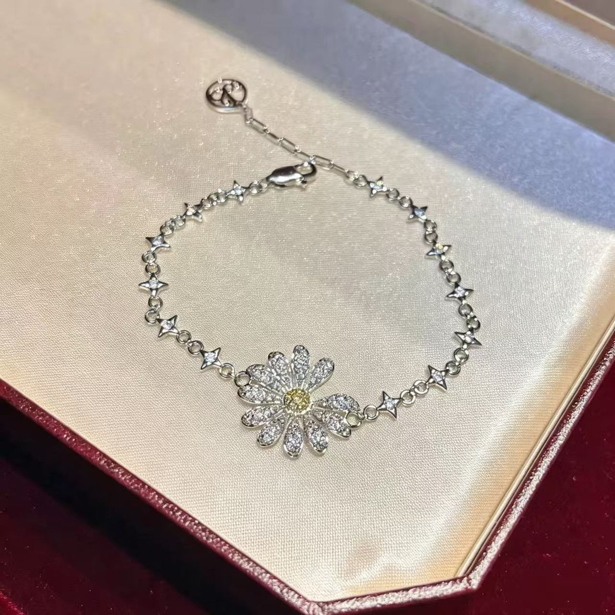 Daisy Luxury Full Paved Jewelry Set